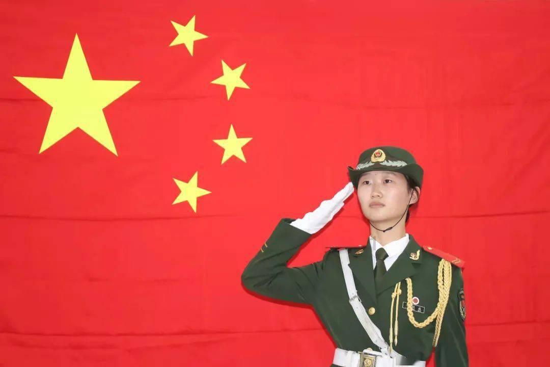 逃离春雨下的房子