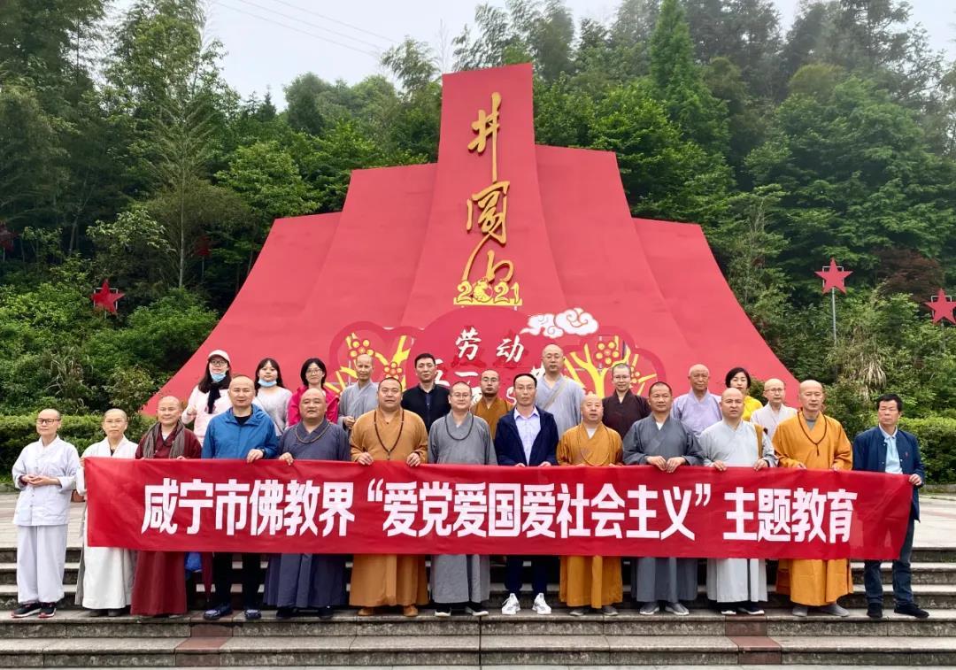 嫂子出上联:樱桃小口,齿椤椤,吞粗吐细,下联精妙作答
