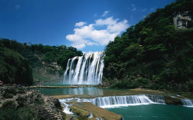 逃出郊外露营地