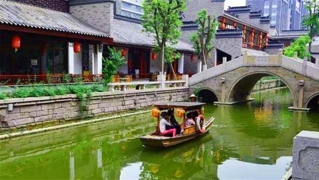 刘进荣:曾是越战侦察兵,复员后杀人当土匪,最终身中40多枪而亡
